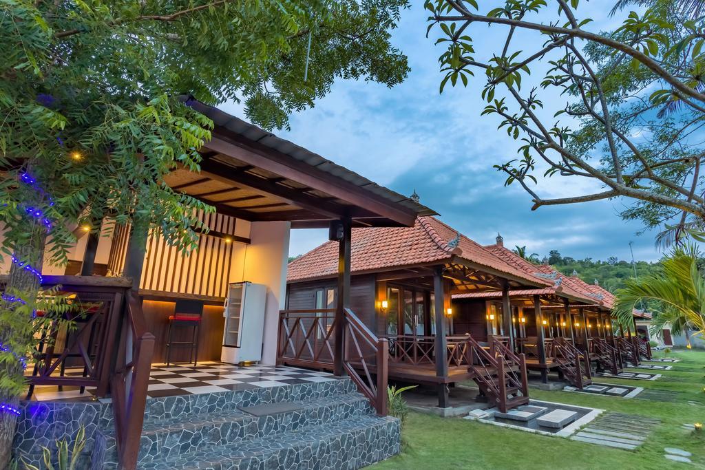 The Bridge Huts Hotel Lembongan Buitenkant foto